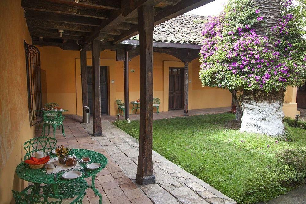 Hotel Plaza Santo Domingo Сан-Кристобаль-де-Ла-Касас Экстерьер фото
